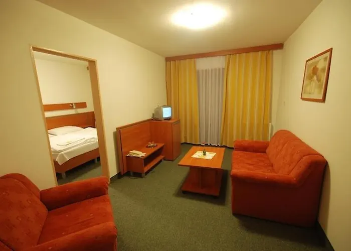 Jantar Üdülőközpont Gyűgy